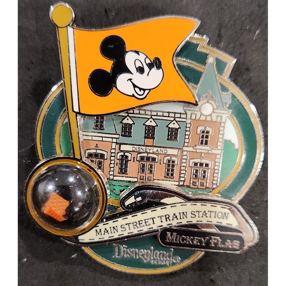Disney Pin Piece of History Main Street Train Station MICKEY FLAG PODH LE 70747